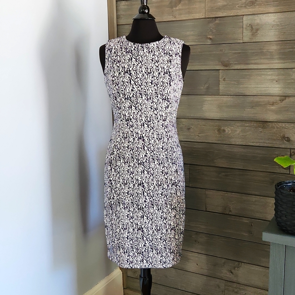 NWOT Calvin Klein Mariya Dress- Sleeveless Patterned Knee Length Sheath Size 8